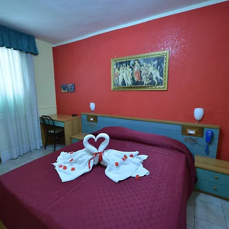 Hotel Martini 3*