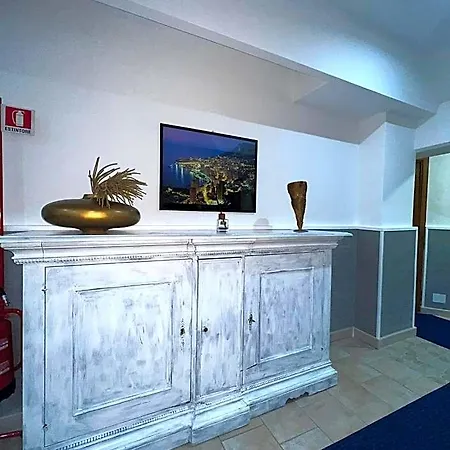 Hotel Martini 3*