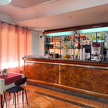 Martini 3* Casavatore