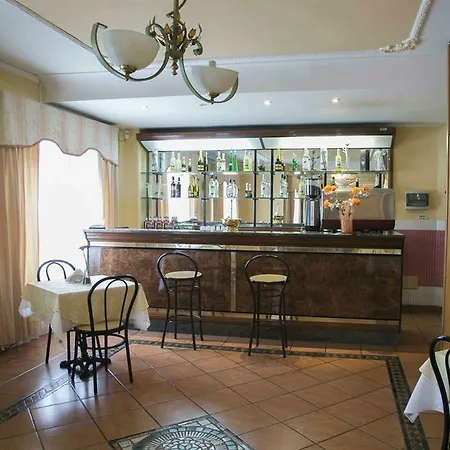 Martini Hotell 3*
